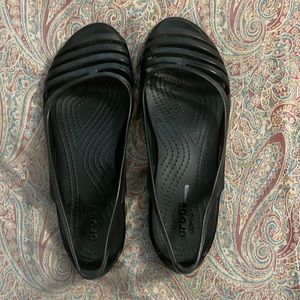 CROCS - Size 7 - Black Open Toe Flat